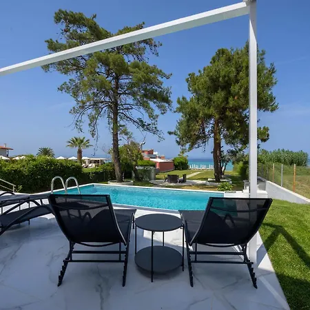 Aura Beachfront Private Pool Kriopigi