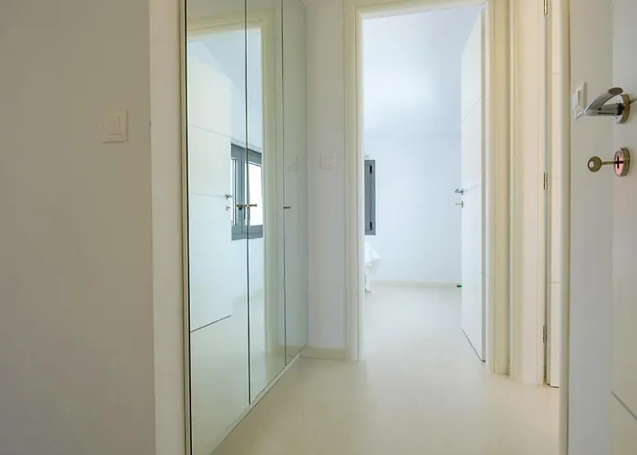 Σπίτι διακοπών Aura Beachfront Private Pool *