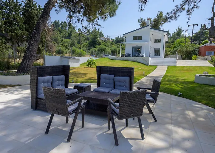 Σπίτι διακοπών Aura Beachfront Private Pool