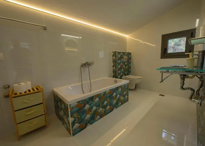 Ferienhaus Aura Beachfront Private Pool