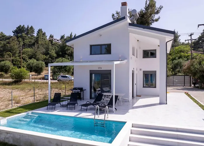 Ferienhaus Aura Beachfront Private Pool *